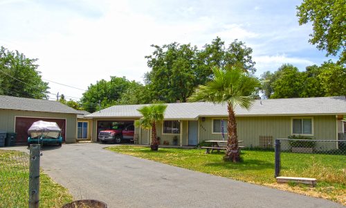 2986 Henderson Rd Redding CA