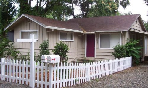 2644 A&B Sharon Ave Redding CA 96001